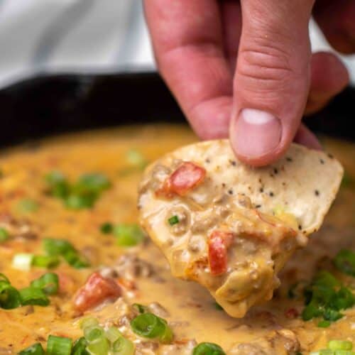Bouchée de chips de dip Rotel