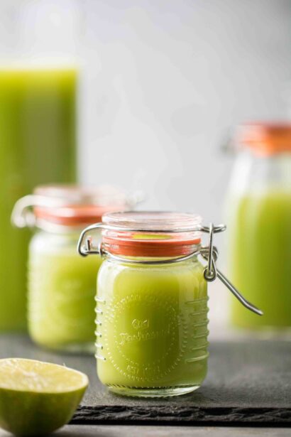 20 Centimes de Shots Verts Sains à la Maison ! (sans centrifugeuse)