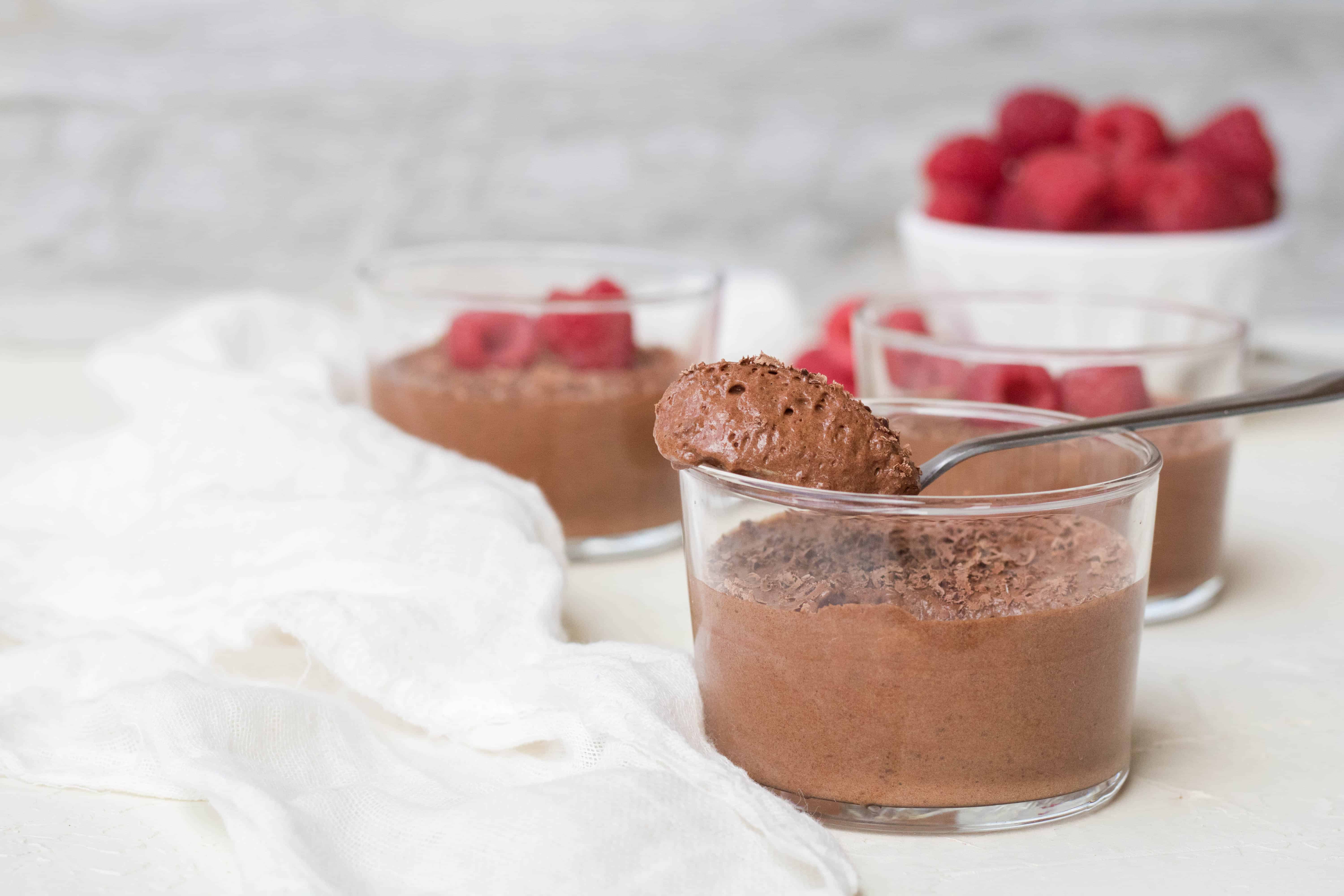Vegan chocolate mousse with aquafaba