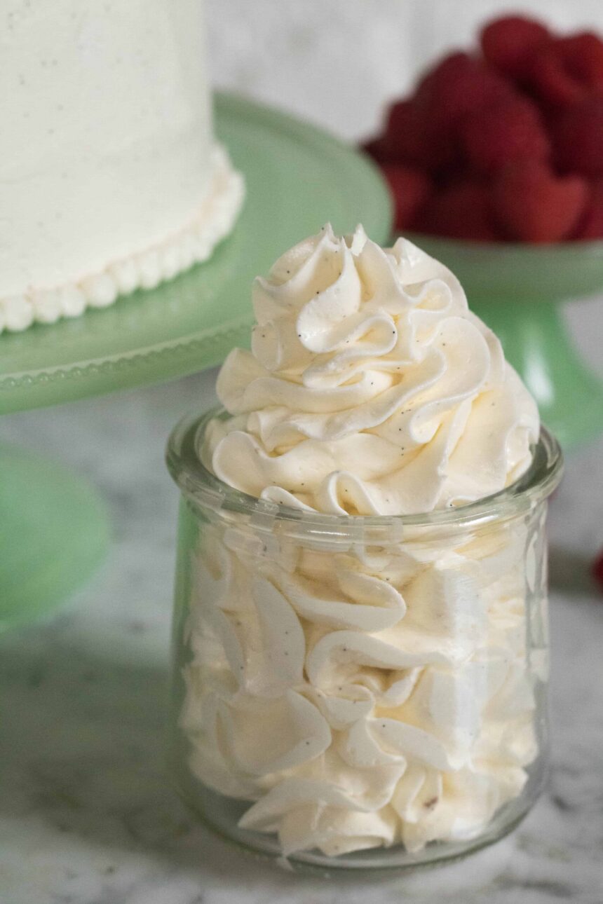 Crème au Beurre à la Meringue Italienne à la Vanille
