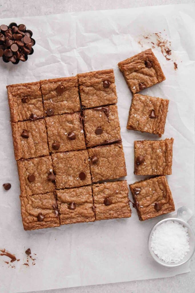 Photo en plongée de barres de cookies