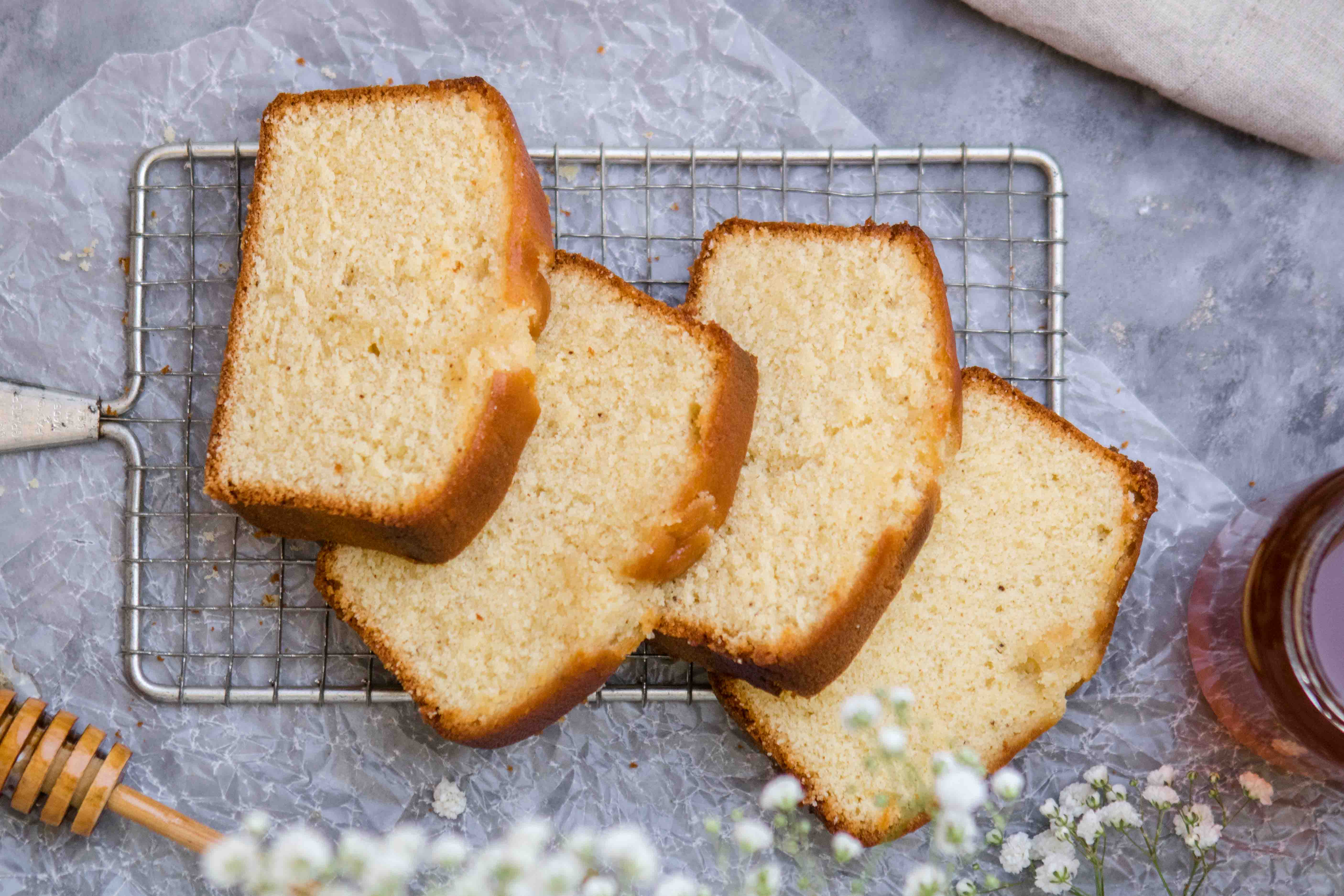 Cake facile et délicieux au miel