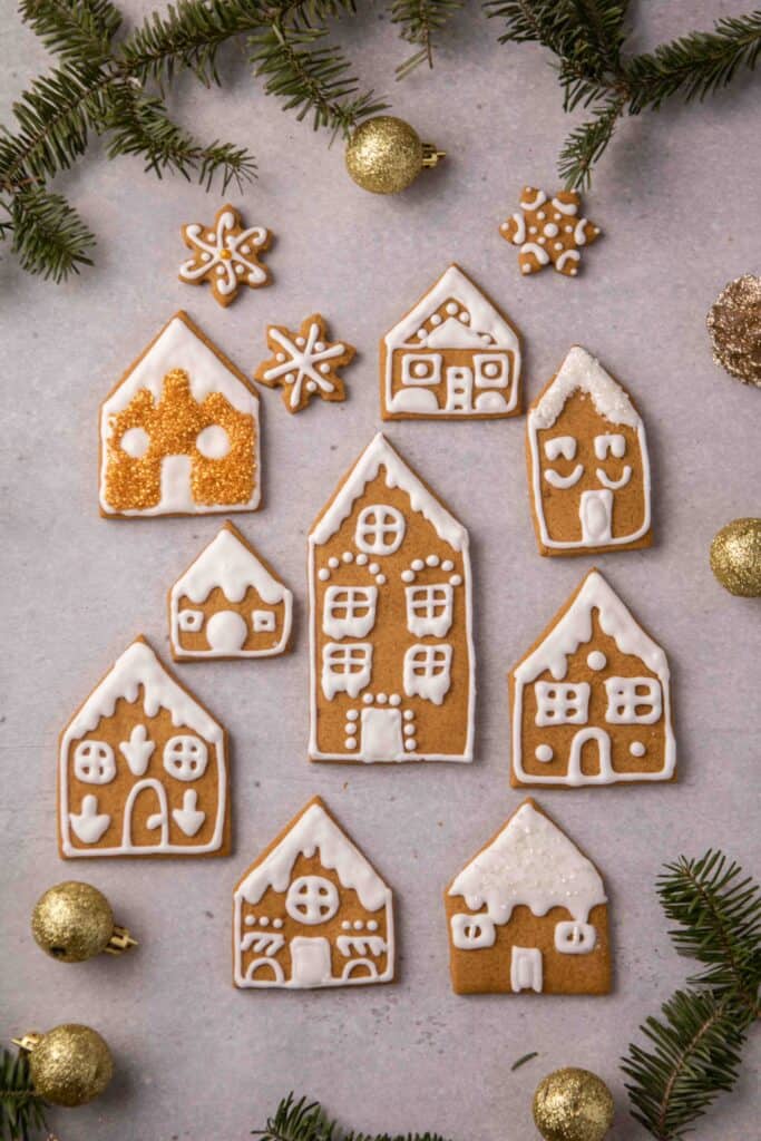 Décoration de biscuits maison en pain d’épice