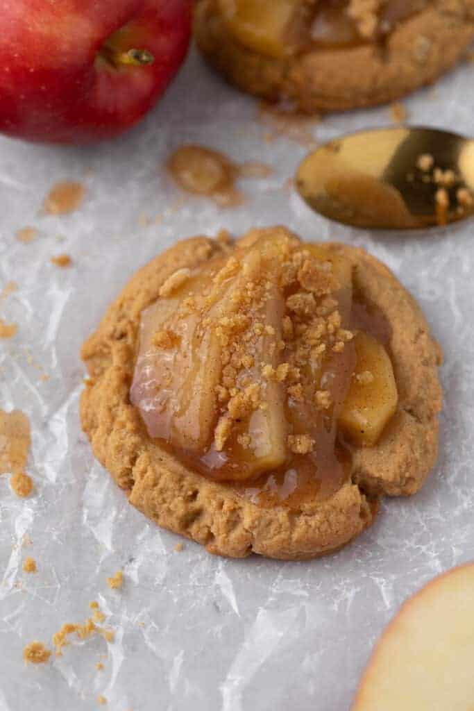 Cookies à la tarte aux pommes Crumbl