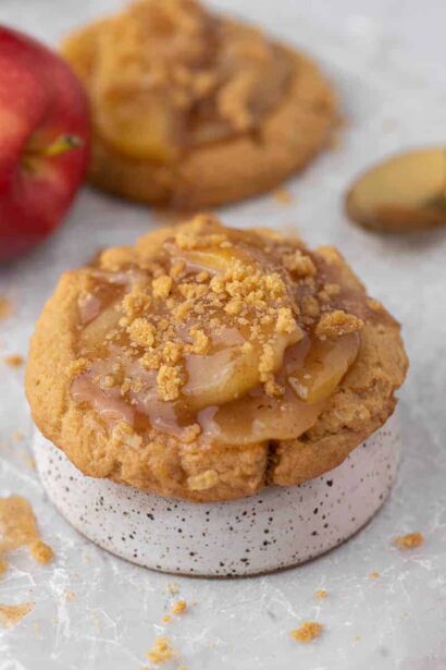 Les Meilleurs Cookies Pomme-Cannelle Crumbl aux Flocons d’avoine