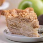 La meilleure tarte aux pommes néerlandaise avec streusel croustillant