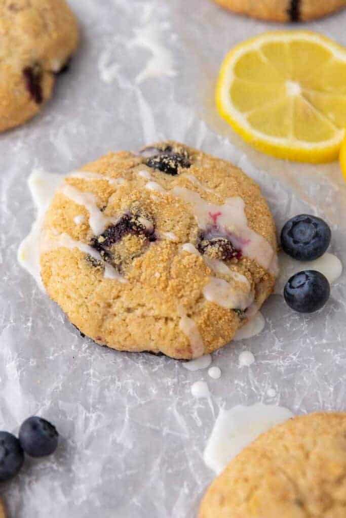 Zoom sur les cookies aux myrtilles