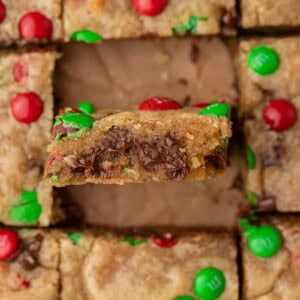 blondies aux M&M tranchés