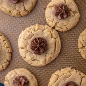 Cookies Crumbl beurre de cacahuète