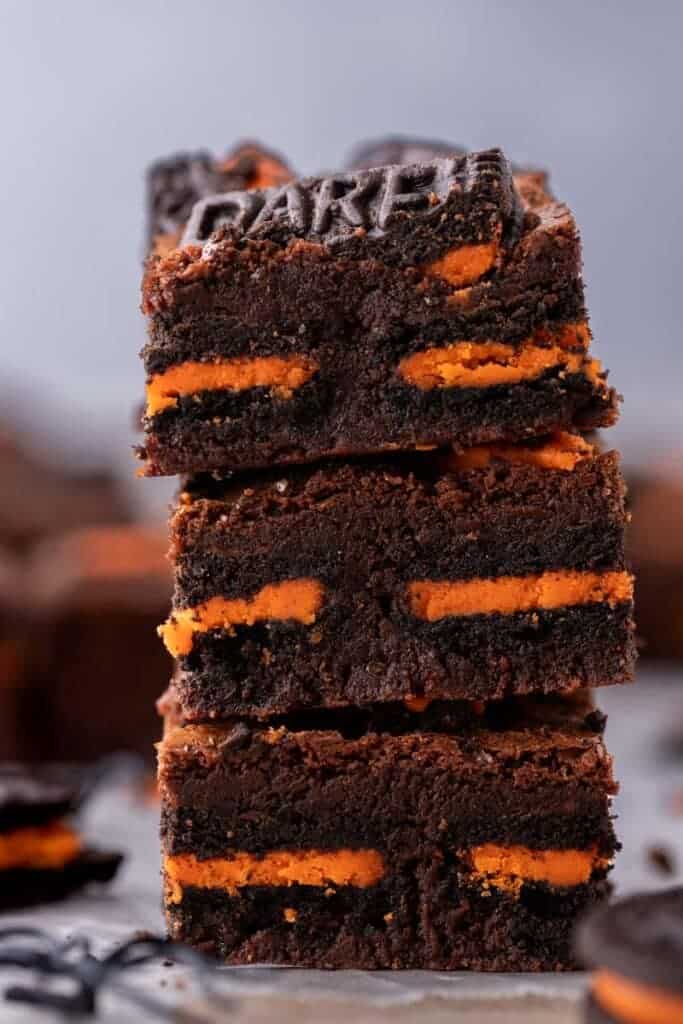 Pile de brownies Oreo Halloween