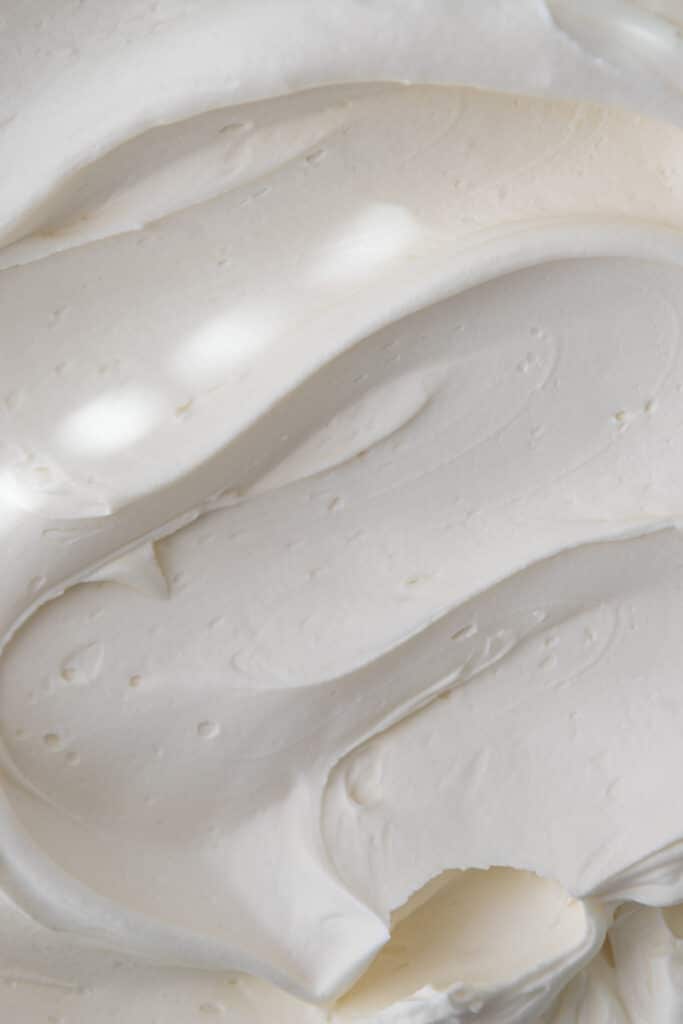 gros plan du glaçage mascarpone