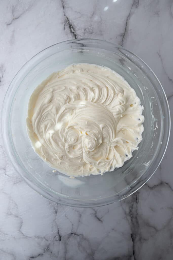 ingrédients complètement mélangés dans un bol