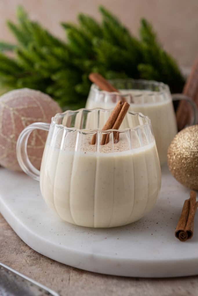recette de lait de poule maison dans un verre