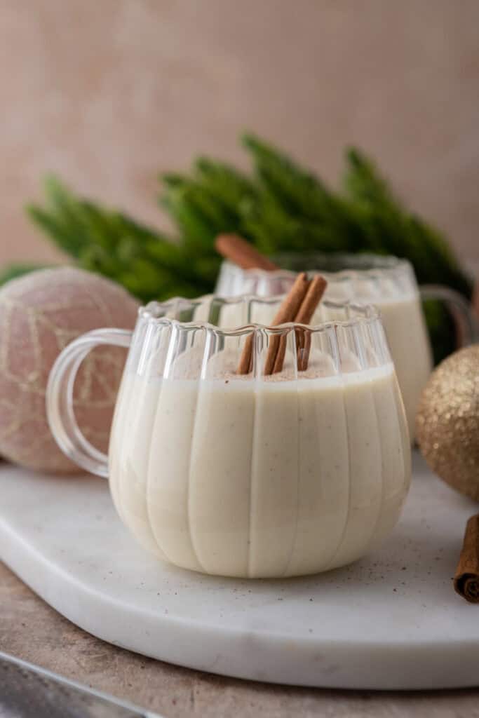 recette de lait de poule maison dans un verre
