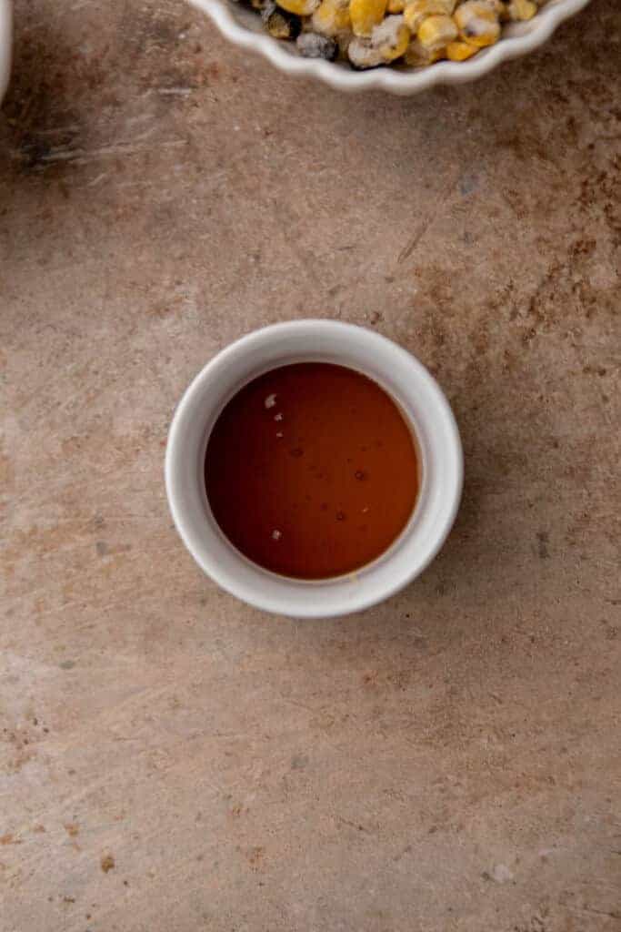 Miel dans un contenant