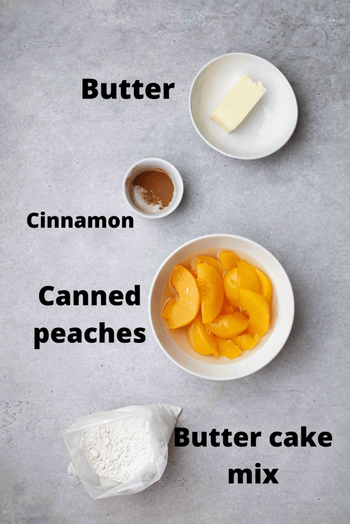 ingrédients pour crumble à la pêche avec mélange à gâteau